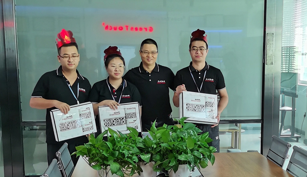 Festa de anivers&aacute;rio dos funcion&aacute;rios da empresa