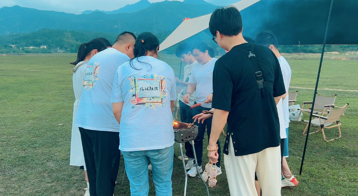 Evento de integra&ccedil;&atilde;o da equipe GreenTouch Company em 2024 - Churrasco e fogos de artif&iacute;cio